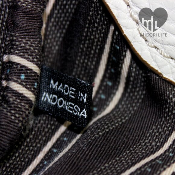 MARC BY MARC JACOBS Vintage Softy Top Handle Handbag - Picture 12 of 15